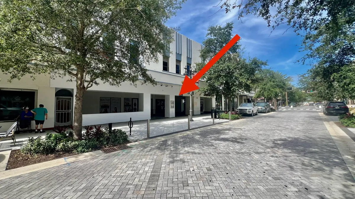 330 Clematis Street 113, West Palm Beach, FL – mixed-use property photo 3