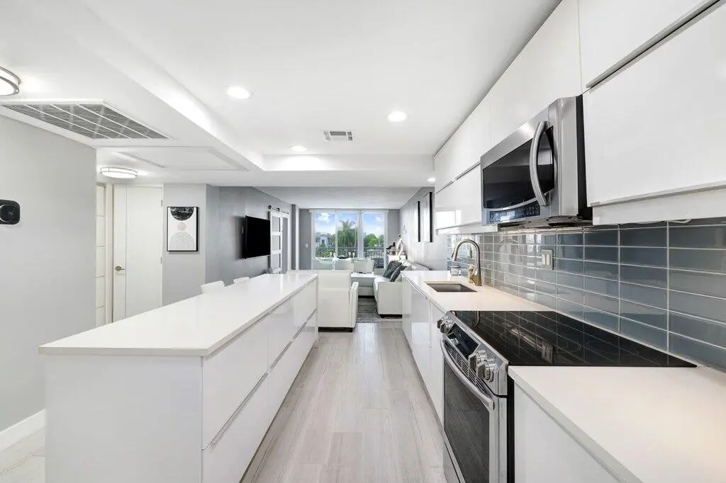 004_2j9a8108_83 at 155 ISLE OF VENICE Drive 501, Fort Lauderdale