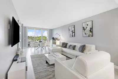 155 ISLE OF VENICE Drive 501, Fort Lauderdale – Condominium for sale