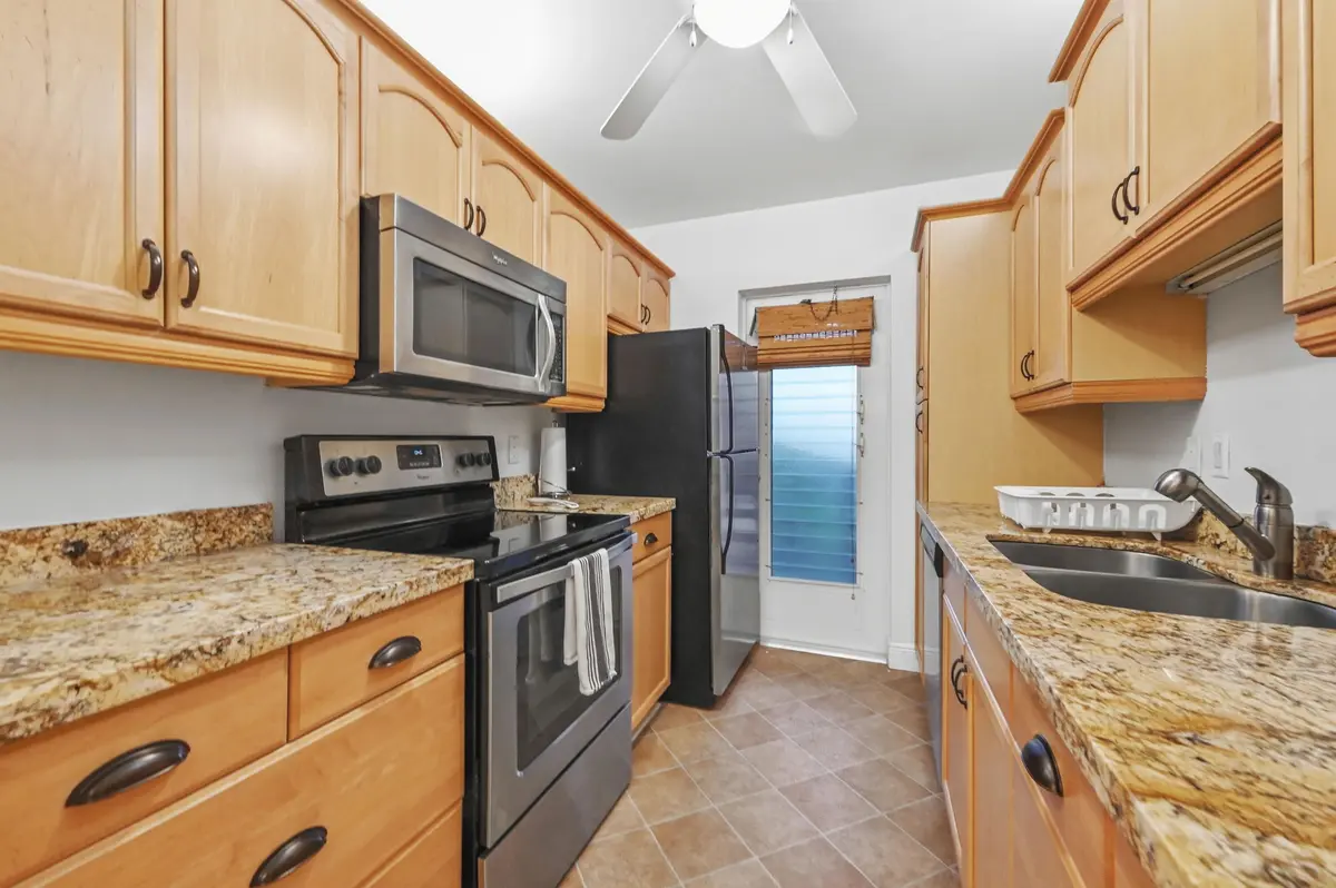 06 Kitchen 01 at 3351 SPANISH Trail 413, Delray Beach
