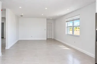 7327 SW 22ND Street 2, Miami – Apartment for rent
