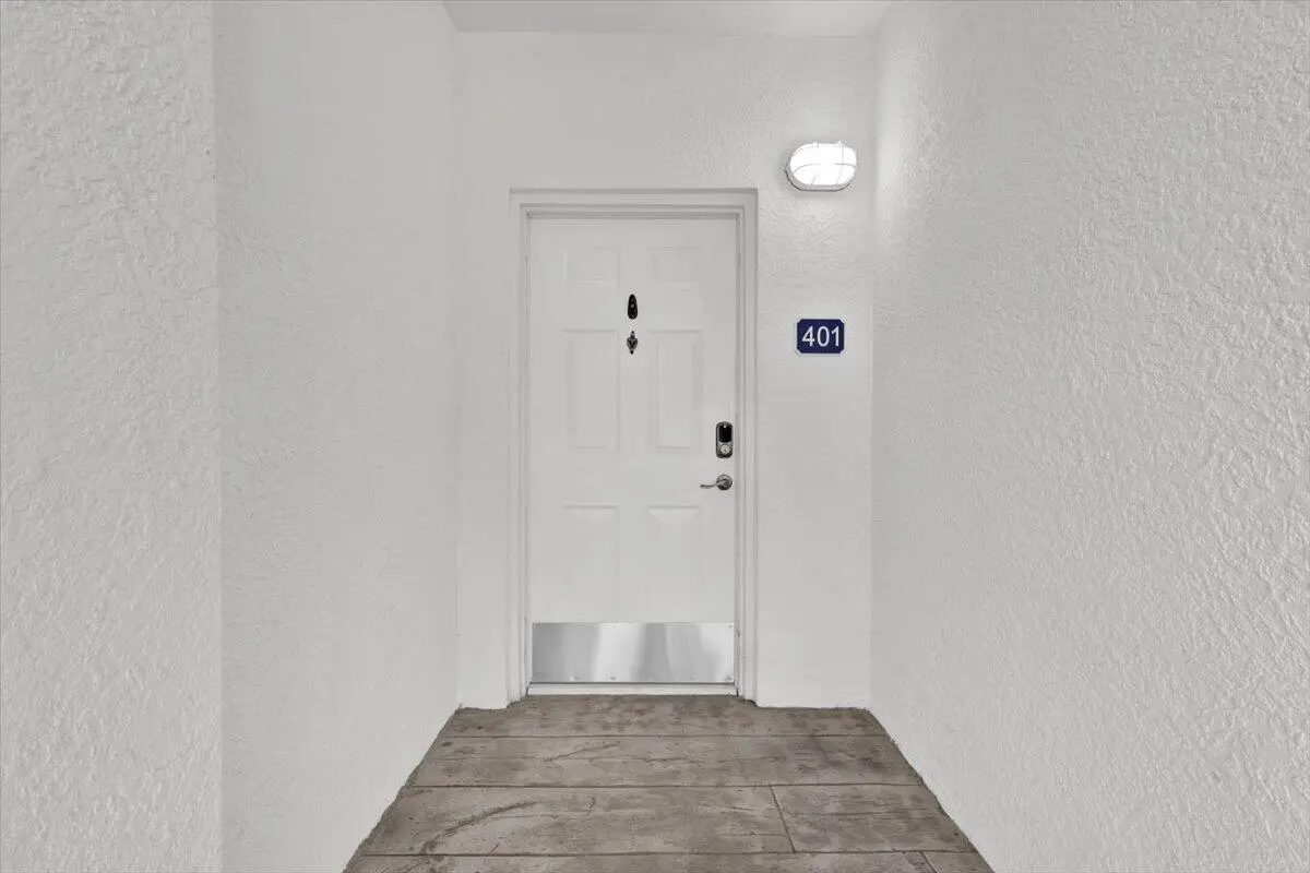 Front Door at 415 NW Flagler Avenue, Stuart