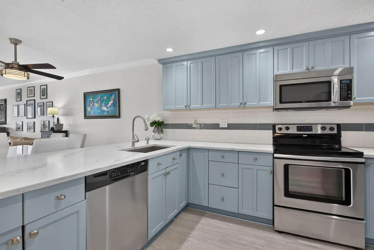 6-web-or-mls-2901-11 at 2901 S Palm Aire Drive 610, Pompano Beach