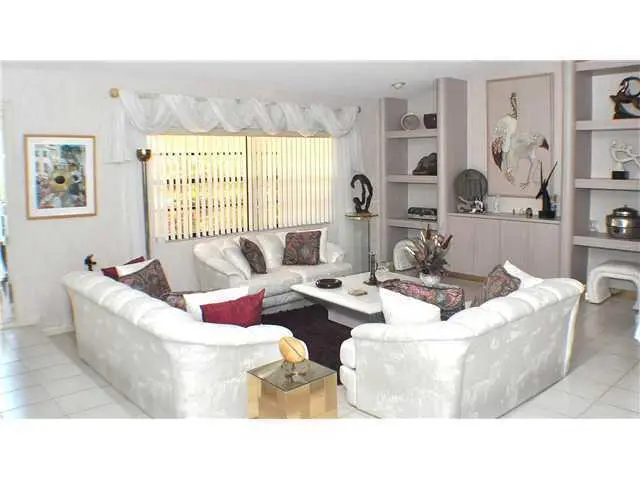 living rm at 10254 Crosswind Road, Boca Raton