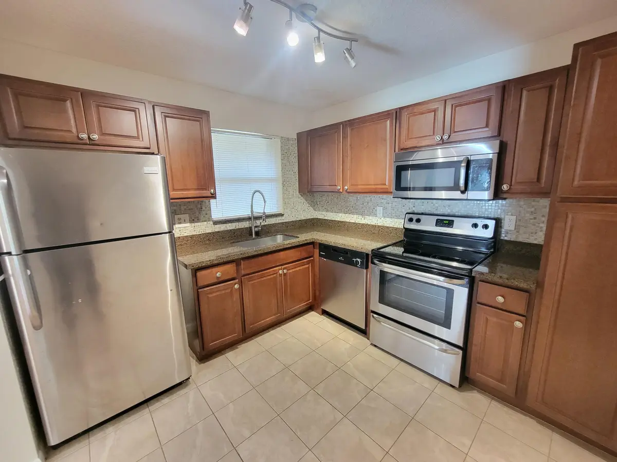 2539 NW 49th Ter 703, Gabriela Guimaraes at 2539 NW 49 Terrace 703, Coconut Creek