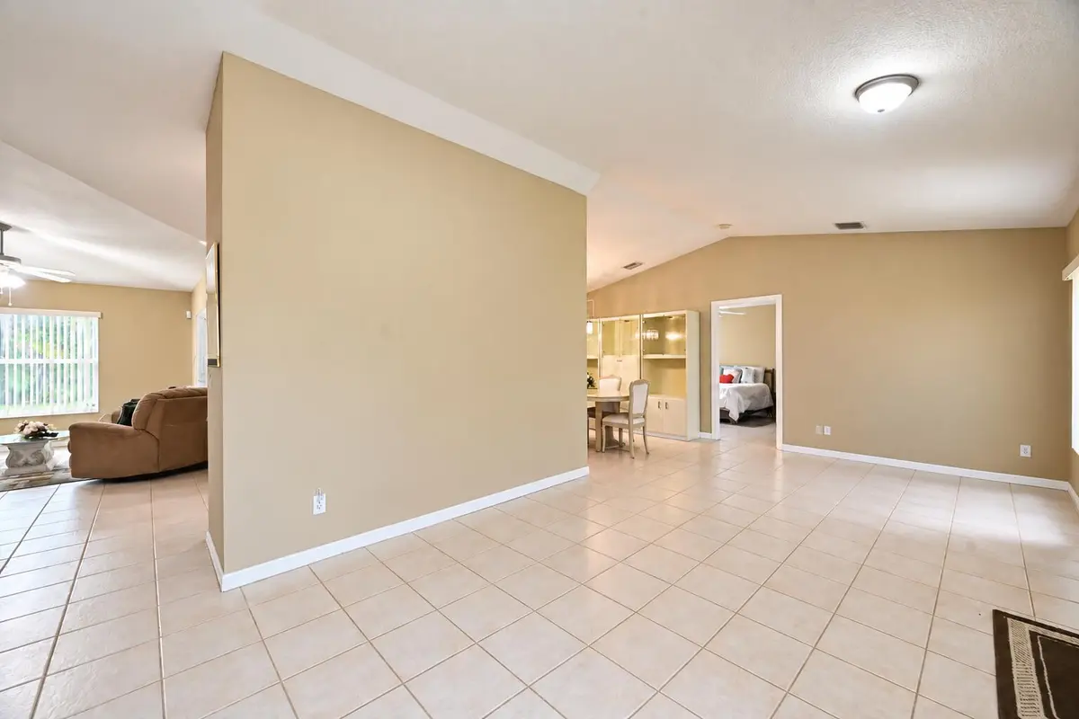 FF745D5A-FBC5-4EE9-92D7-9D98FBD49A36 at 326 SE STARFISH Avenue, Port St. Lucie