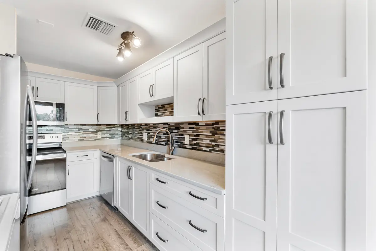 Kitchen at 1160 Mahogany Way 103, Delray Beach
