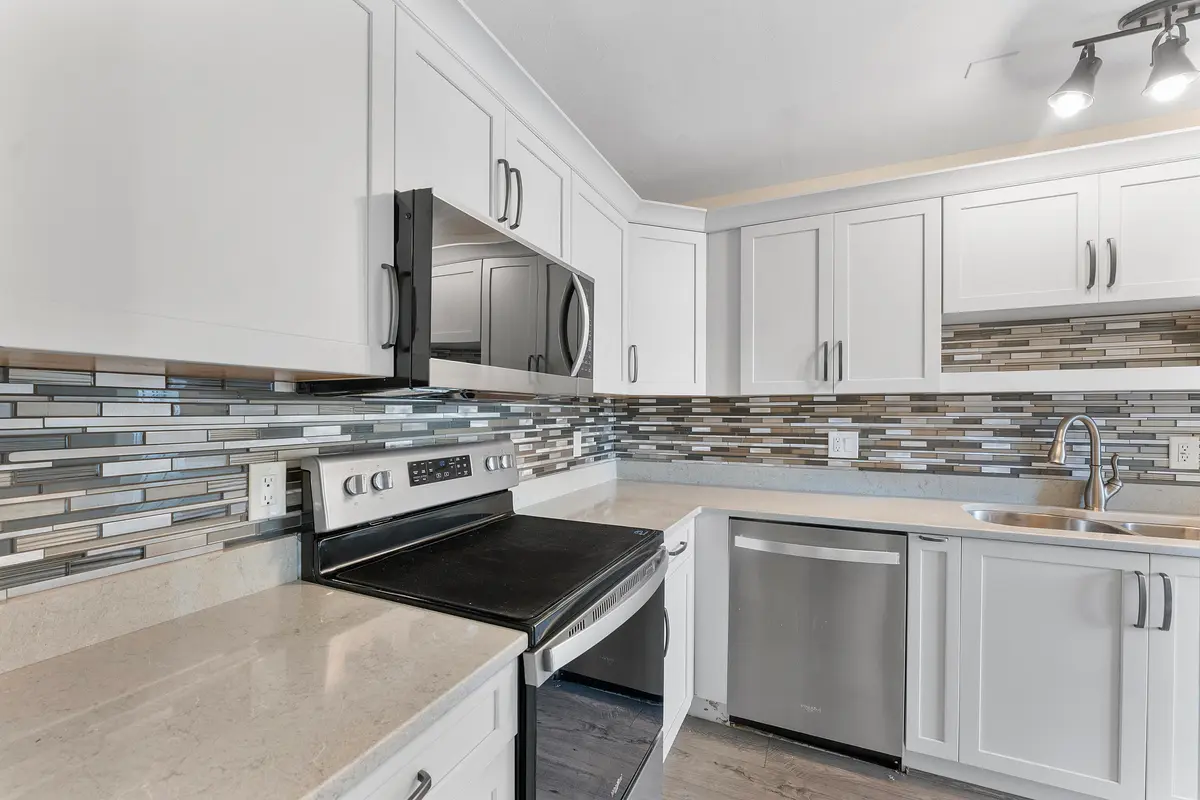 Kitchen at 1160 Mahogany Way 103, Delray Beach