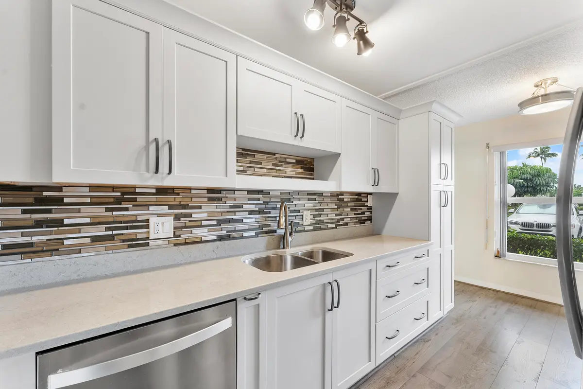 Kitchen at 1160 Mahogany Way 103, Delray Beach