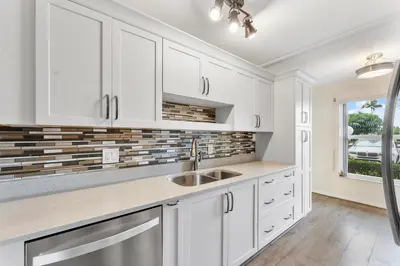 1160 Mahogany Way 103, Delray Beach – Condominium for sale