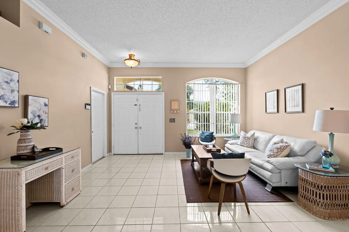 7-web-or-mls-A7409061 at 656 LAKE WELLINGTON Drive, Wellington