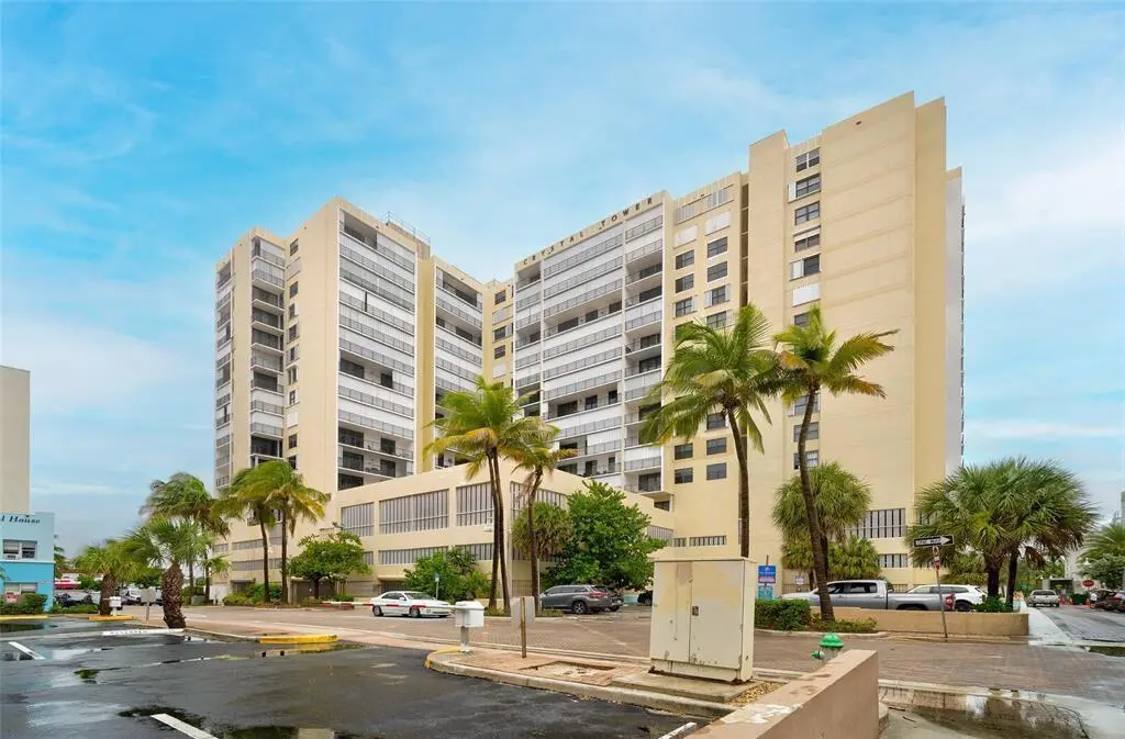 322 BUCHANAN Street 809, Hollywood, FL – photo 2