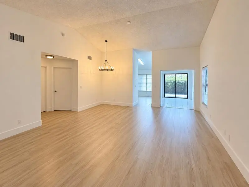 UPcpu23w at 9815 WATERMILL Circle F, Boynton Beach