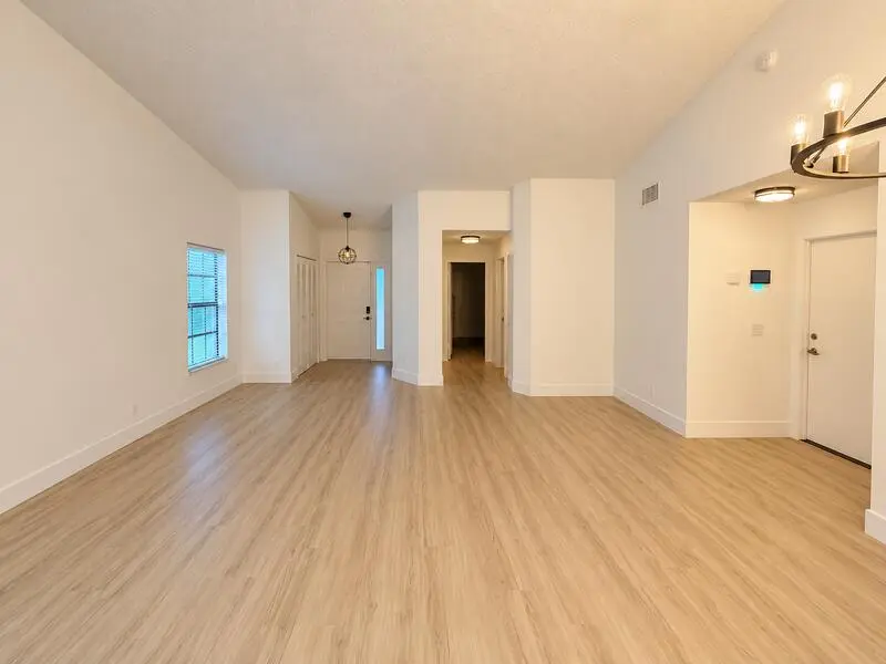 ZQ_rBp3Q at 9815 WATERMILL Circle F, Boynton Beach