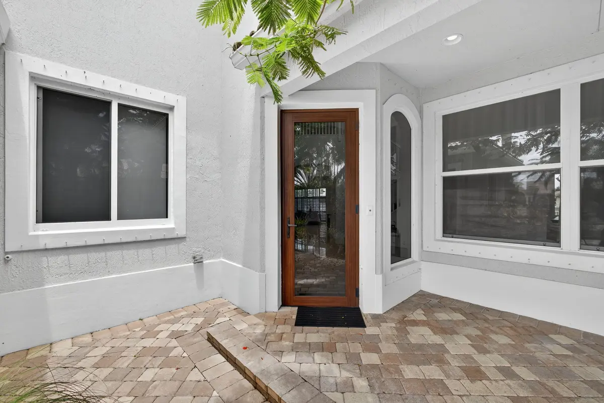 10-web-or-mls-BS1A7240 at 11587 MANATEE BAY Lane, Wellington