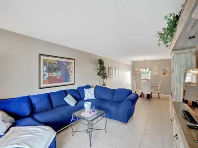2003 GRANADA Drive C4, Coconut Creek – Condominium for rent