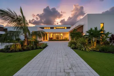 10951 Monte Rosa Drive, Palm Beach Gardens – Single Family Residence for sale