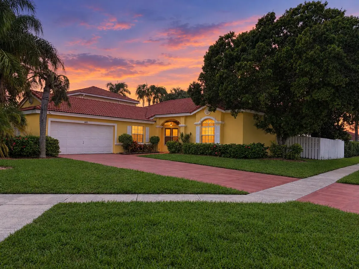 Twilight Pic at 6801 Las Colinas Lane, Lake Worth