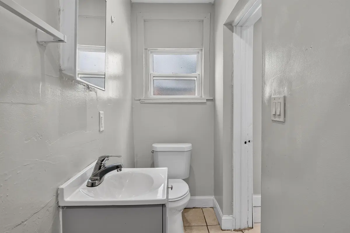 8877thSt-Unit201(7) at 885-887 7TH Street #200, West Palm Beach