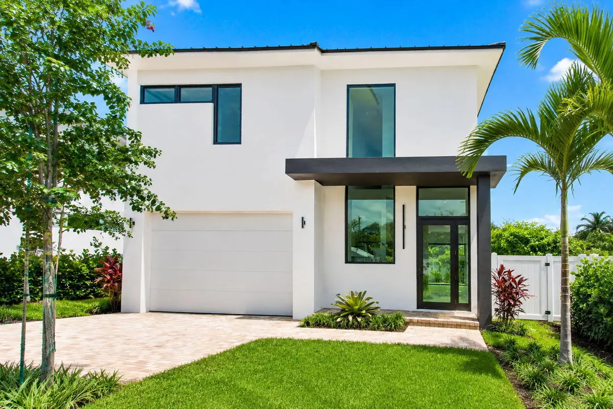 2-web-or-mls-4 at 209 SE 5TH Street, Delray Beach