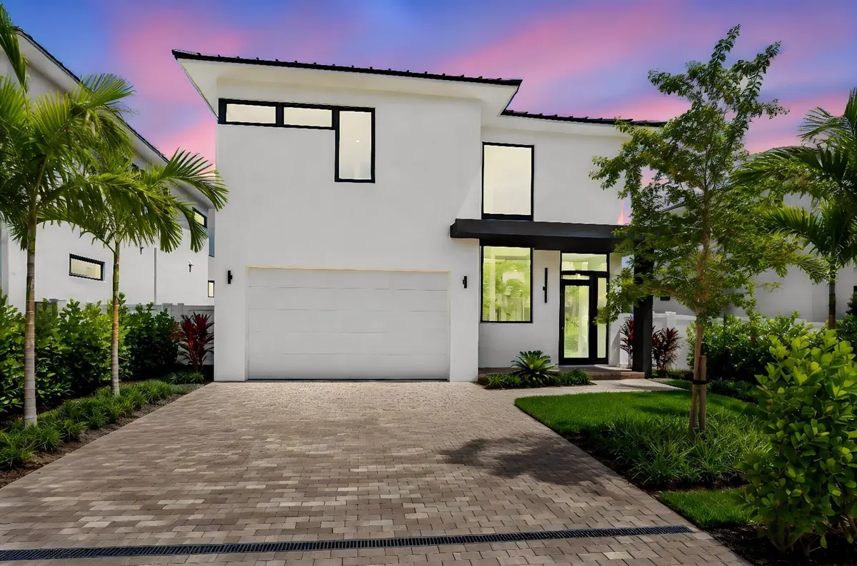 4-web-or-mls-2 day to dusk at 209 SE 5TH Street, Delray Beach
