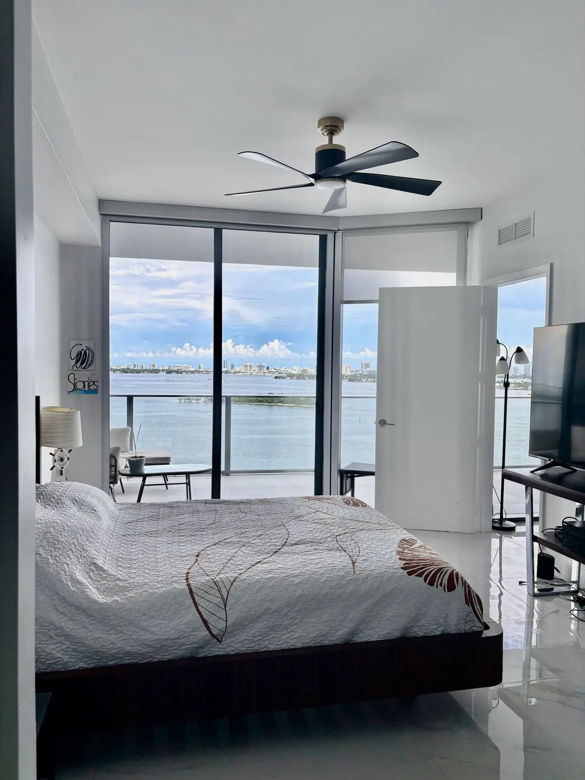 IMG_1407 at 700 NE 24th Street 1606, Miami