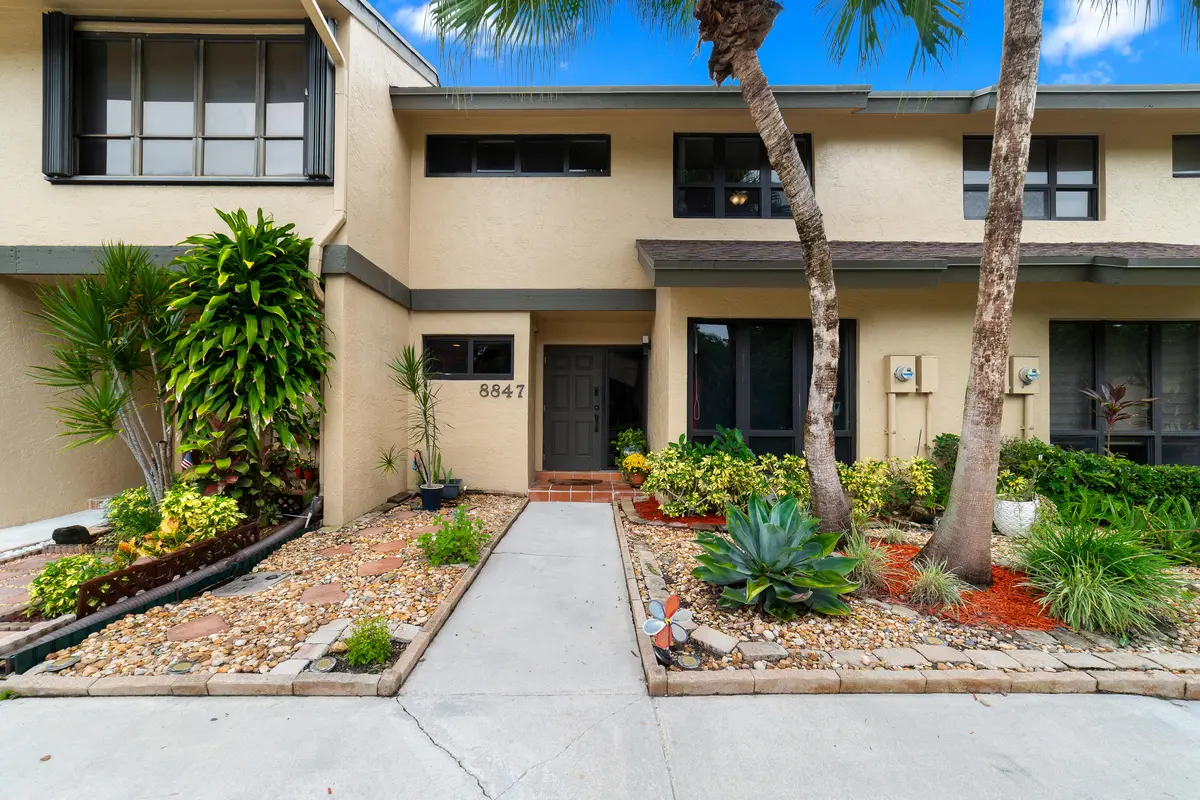 DSC08557 at 8847 Cleary Boulevard, Plantation