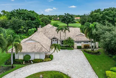 9 Alnwick Road, Palm Beach Gardens – Single Family Residence for sale
