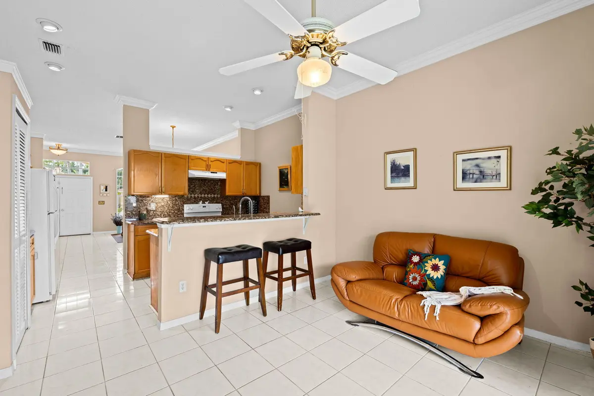 17-web-or-mls-A7409112 at 656 LAKE WELLINGTON Drive, Wellington