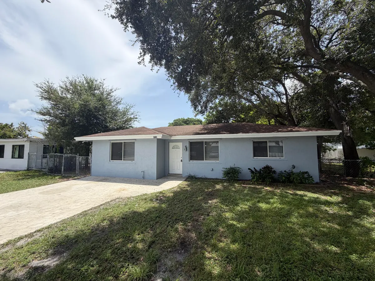 F90D08AE-D68C-4C92-9113-08344E4F81A8 at 5900 SW 26TH Street, West Park