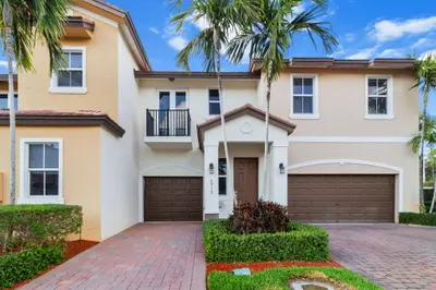 6918 LONG PINE Circle, Coconut Creek – Townhouse for rent