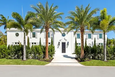 301 Plantation Road, Palm Beach – Single Family Residence for sale