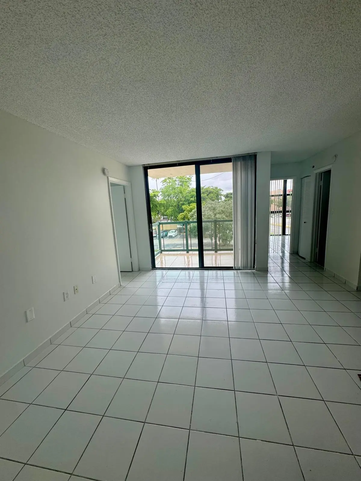 ce3379cf-1da7-40f2-b32e-d5f1164c67d2 at 2055 SW 122ND Avenue 328, Miami
