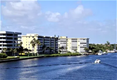 1 HARBOURSIDE Drive 1204, Delray Beach – Condominium for sale