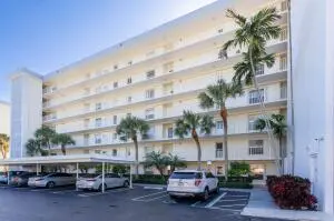 Carport Harbourside at 1 HARBOURSIDE Drive 1204, Delray Beach