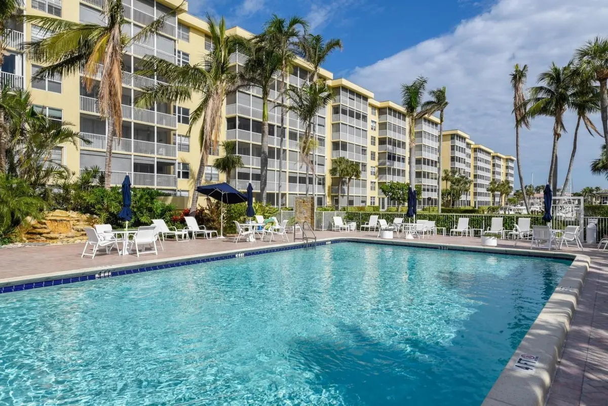 Harbourside 3 at 1 HARBOURSIDE Drive 1204, Delray Beach