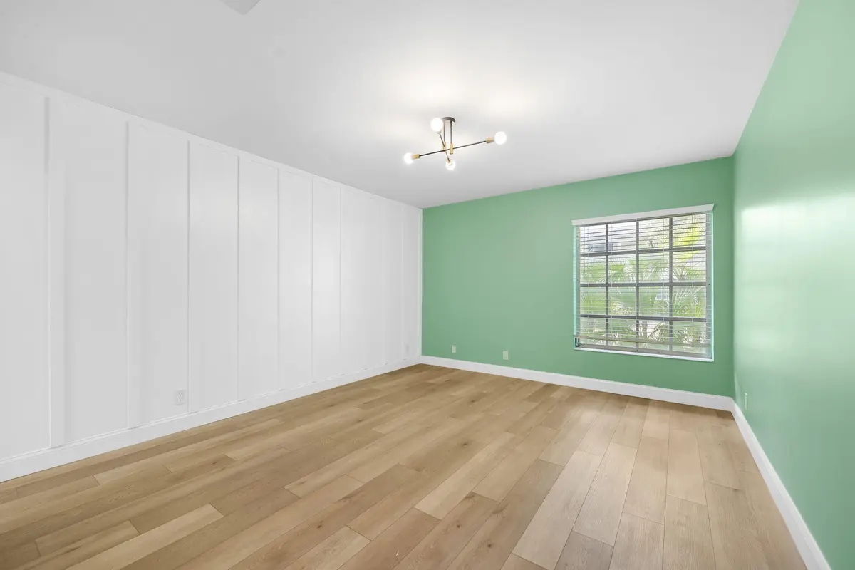 11-web-or-mls-DSC_6775 at 2191 NE 68th Street 407, Fort Lauderdale
