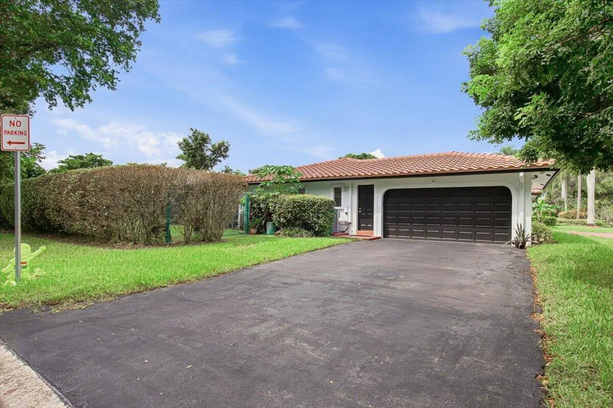 04-Front Home-Garage at 9642 NW 1ST Place, Coral Springs