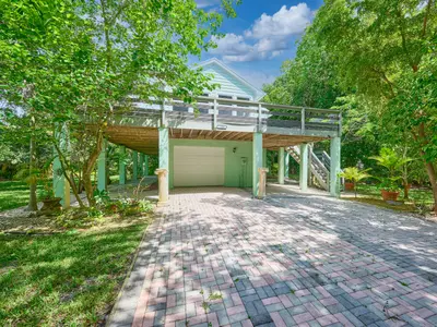 1398 SW PALM CITY Road, Stuart – Single Family Residence for sale