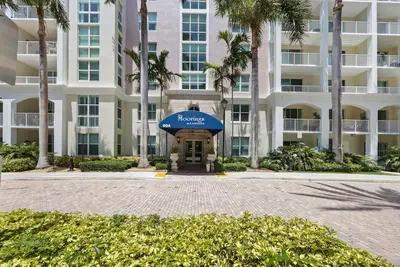 804 E WINDWARD Way 621, Lantana – Condominium for sale