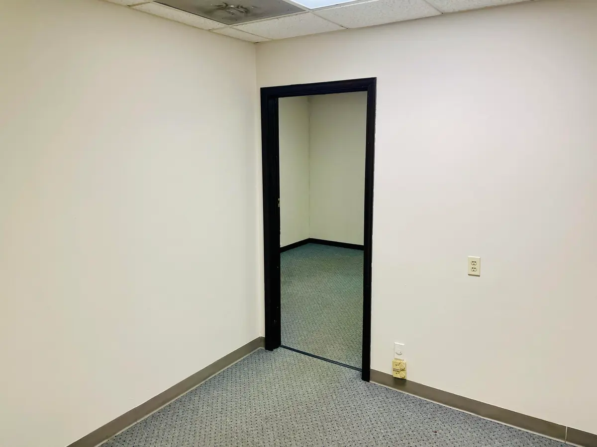 104 Interior (4) at 3500 GATEWAY Drive 104, Pompano Beach