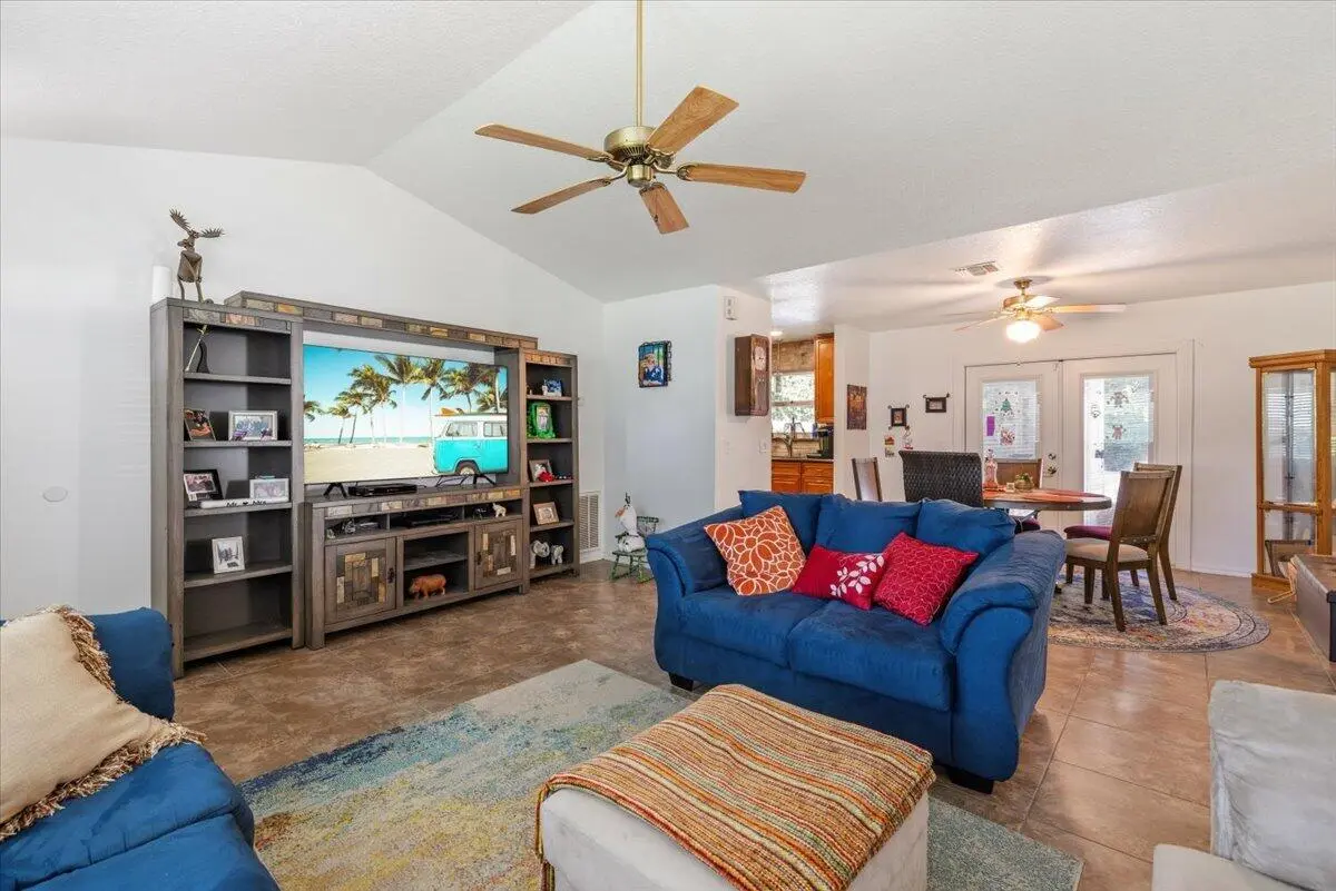 15-0B2A5542 at 3640 3rd Place, Vero Beach