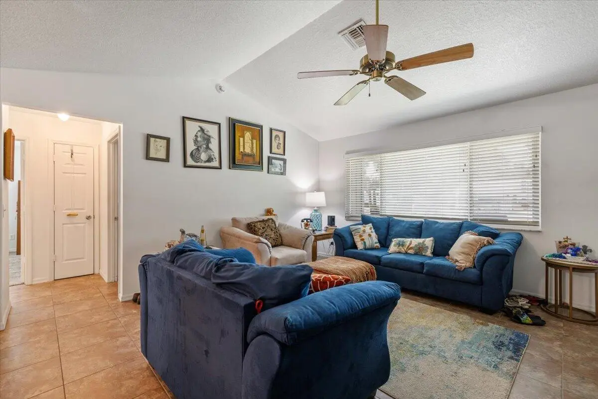 17-0B2A5572 at 3640 3rd Place, Vero Beach