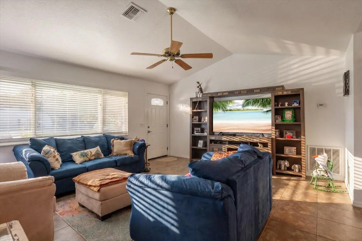 50-VS4 at 3640 3rd Place, Vero Beach