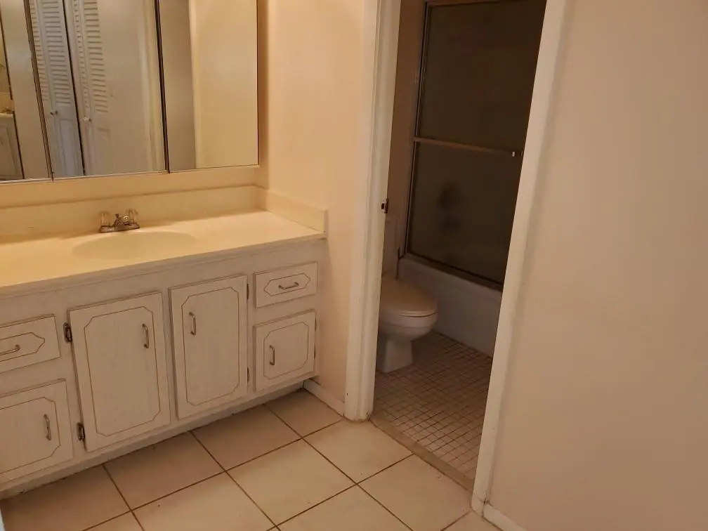 One of Two Full Baths at 1200 SAINT CHARLES Place 409, Pembroke Pines