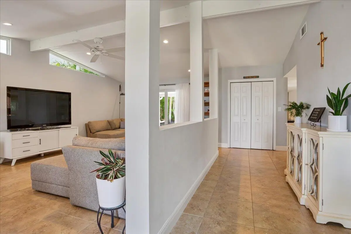 04-IMG_6913 at 1110 SW 15th Street, Boca Raton