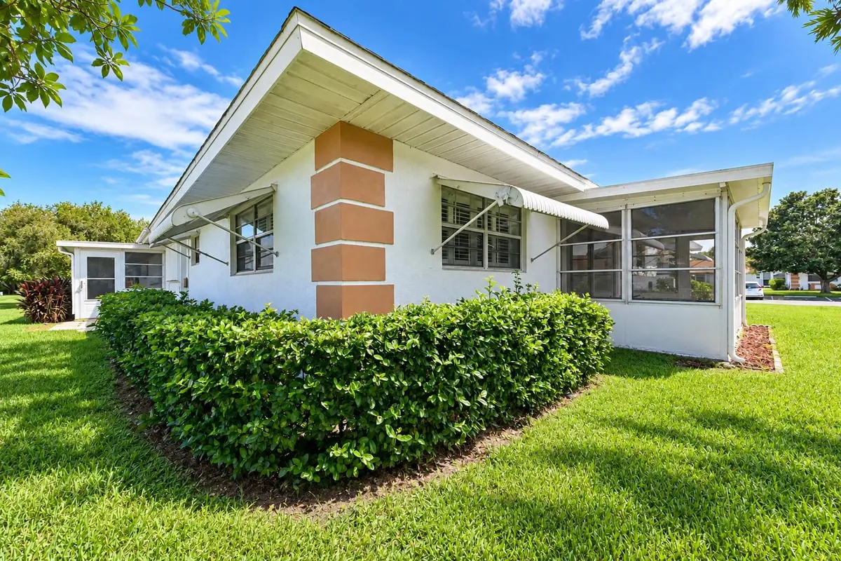 56E74058-0445-40EE-9B29-CE8366B61DC3 at 828 Timberview Drive A, Fort Pierce