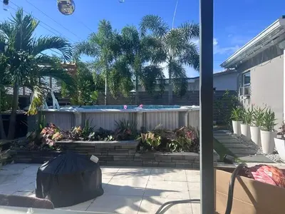 4820 NE 4TH Avenue, Oakland Park – Single Family Residence for rent