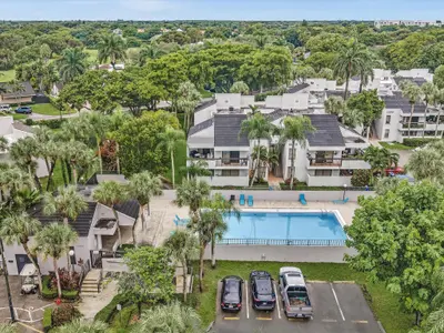 13250 SW 88th Terrace 303, Miami – Condominium for sale