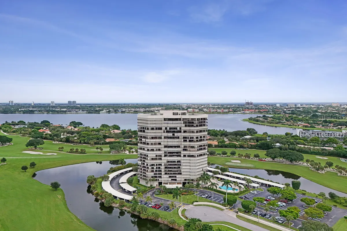 1900 CONSULATE Place 604, West Palm Beach, FL – photo 2